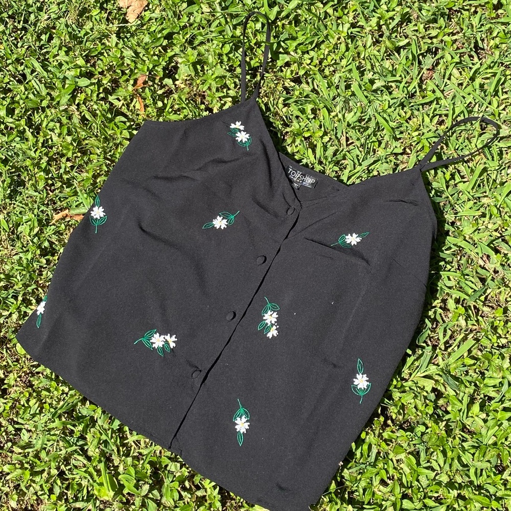 Top shop Beaded / Button down tank